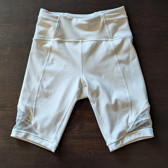 Lululemon Forget The Sweat Biker Short Mesh White Women's Size 6 Double Lined - Picture 7 of 10